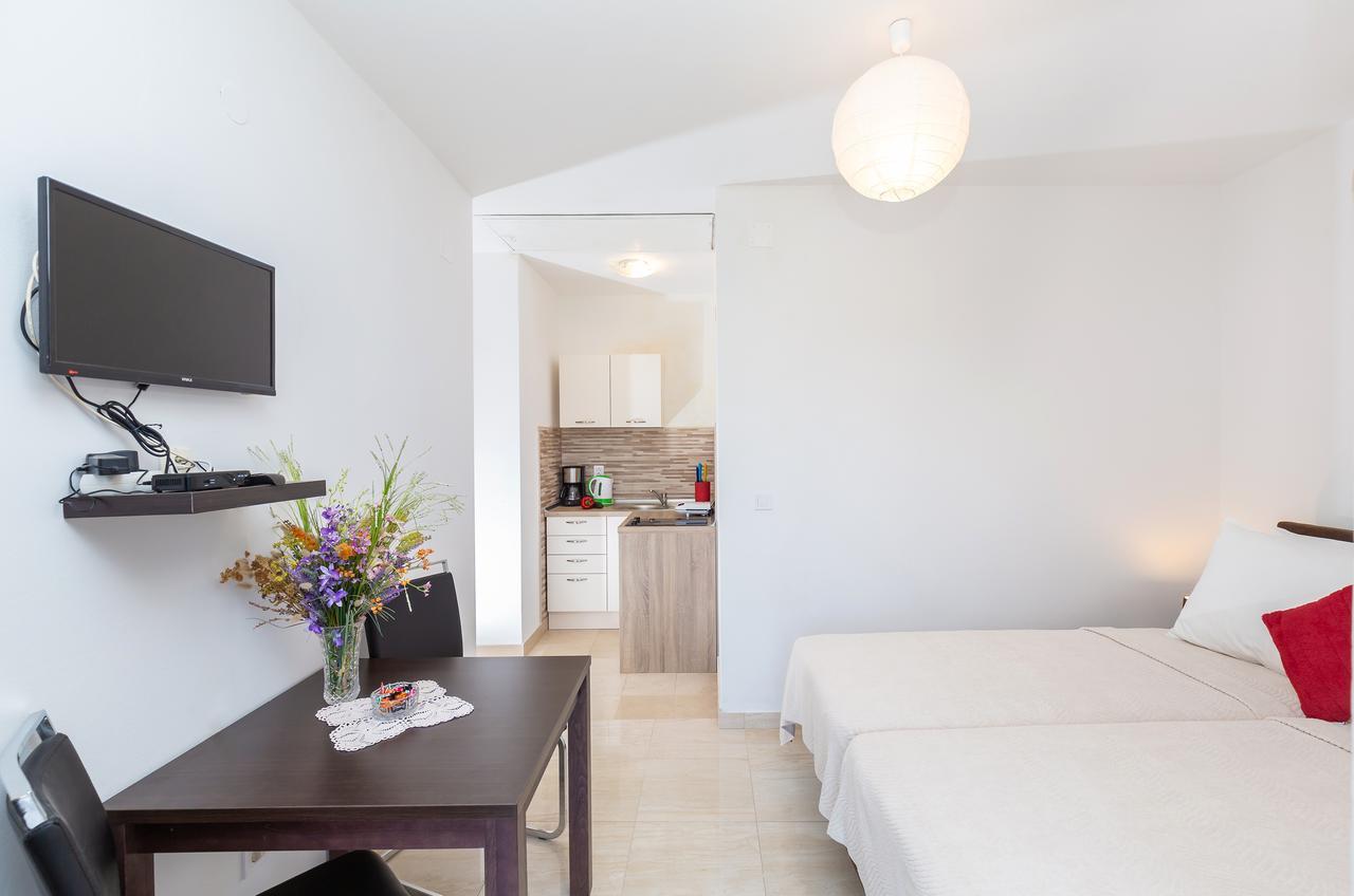 Apartments Elica Donje Celo Extérieur photo